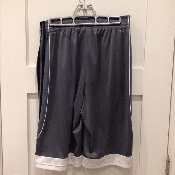Adidas Basketball Shorts - S - Picture 2 of 2